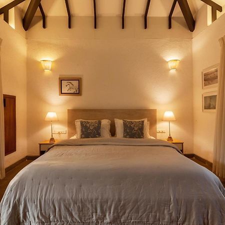 Wander Beyond By Stayvista - Featuring A Bali-Themed Abode And A Refreshing Swimming Pool Alībāg Ngoại thất bức ảnh