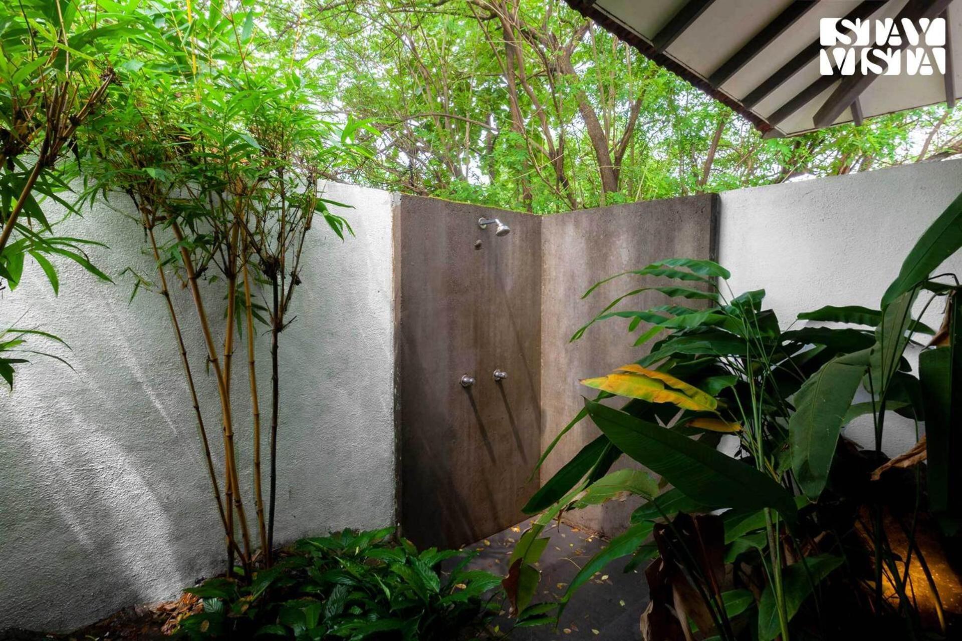 Wander Beyond By Stayvista - Featuring A Bali-Themed Abode And A Refreshing Swimming Pool Alībāg Ngoại thất bức ảnh